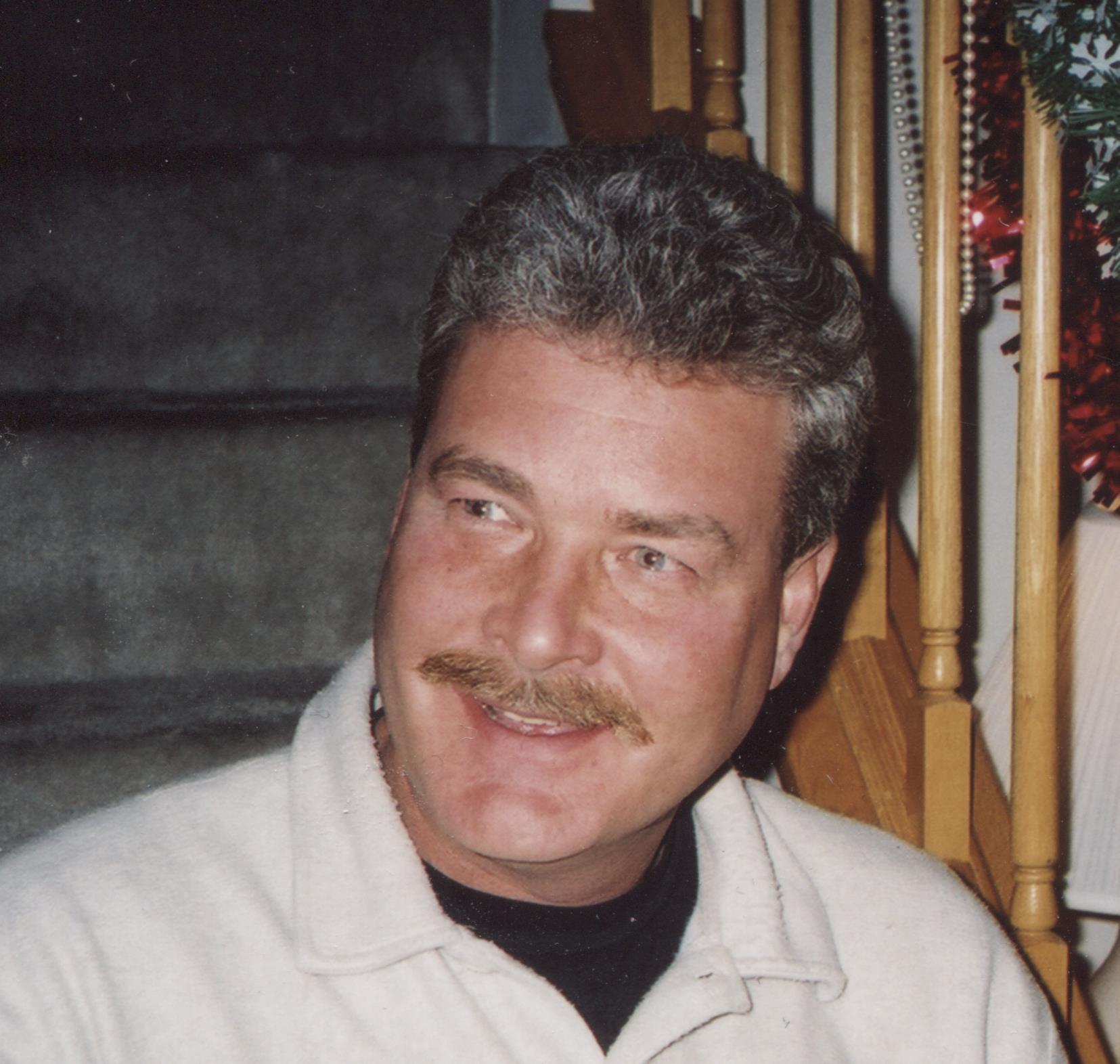 Daniel White Obituary, Woodbury, MN Obituaries Bradshaw Funeral