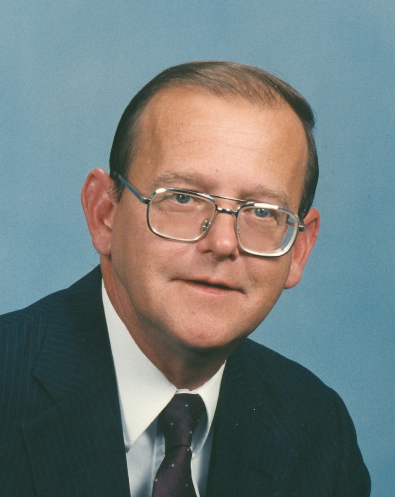 Benton Lewis Obituary, Ft. Thomas, Kentucky Dobbling, Muehlenkamp