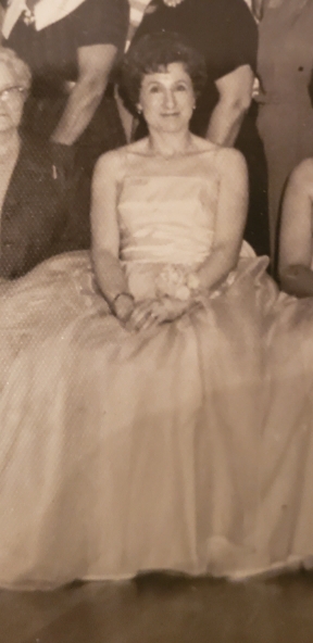 Lois Root Obituary, Petersburg, IL